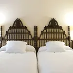 Don Carlos Hotel
