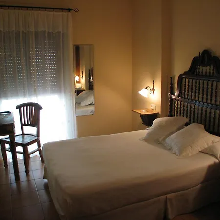 Hotel Don Carlos 2*