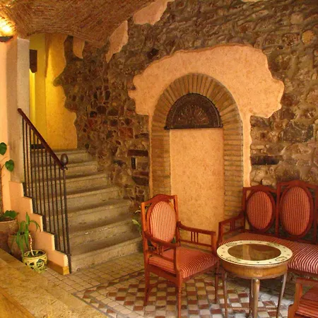 Hotel Don Carlos