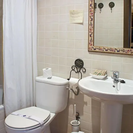 Hotel Don Carlos Caceres